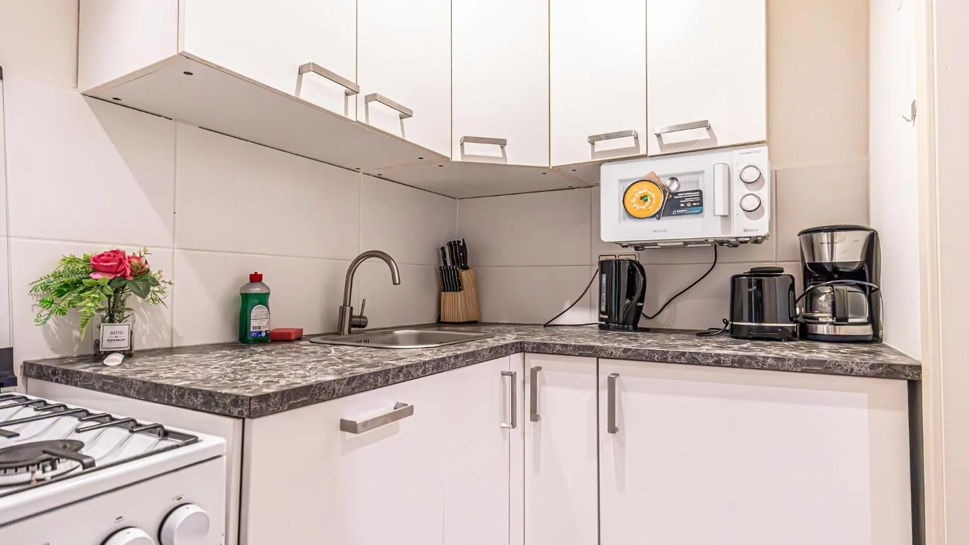 Modern 2-Bedroom Apartment For 5 In Prime Location Vienna