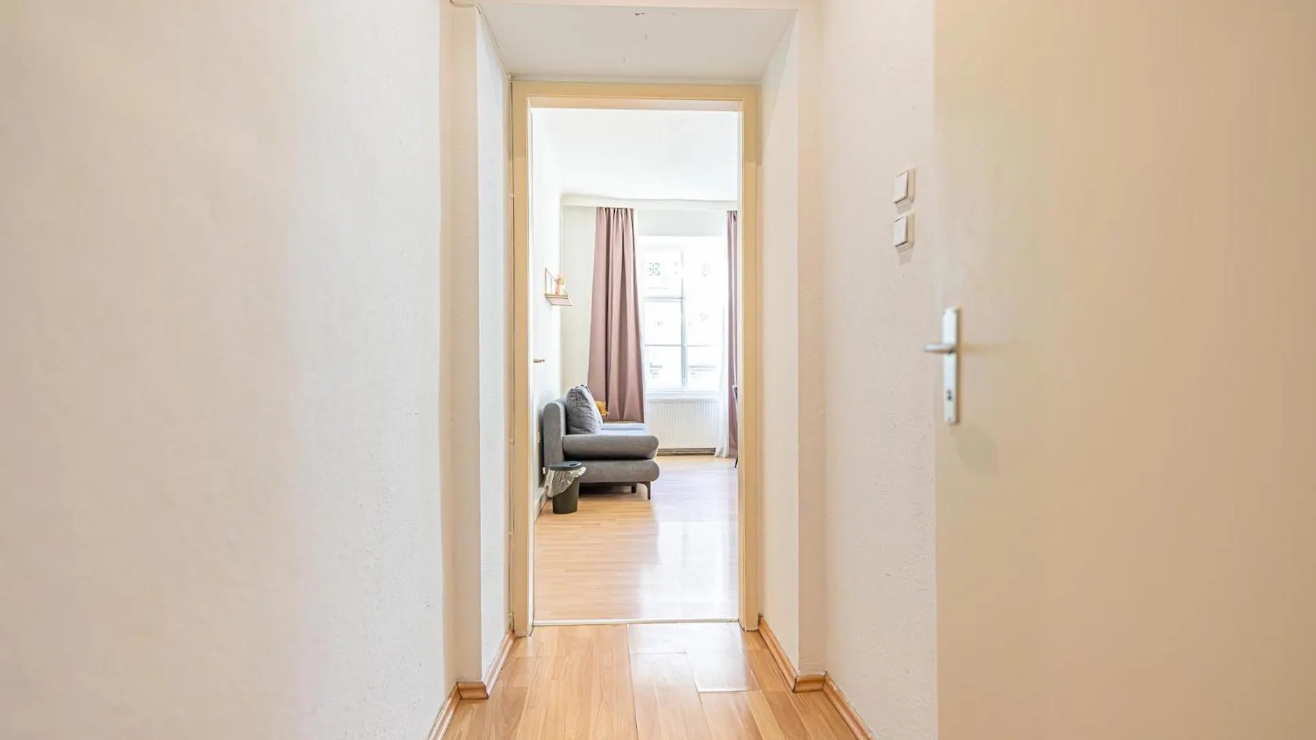 Modern 2-Bedroom Apartment For 5 In Prime Location Vienna