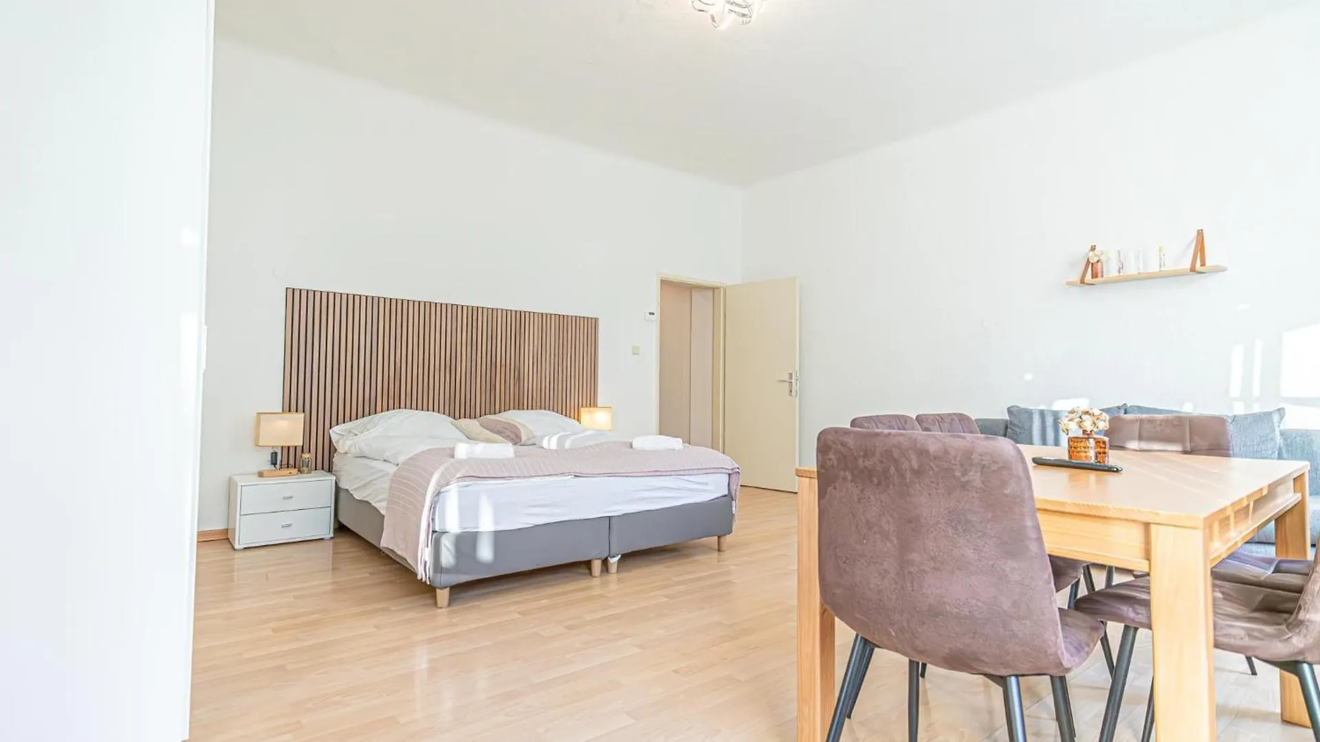 Modern 2-Bedroom Apartment For 5 In Prime Location Vienna